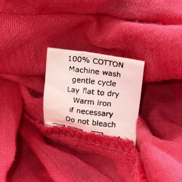 Mudpie Women's Tunic Top Size Medium pink, ruffled, textured polka dot - Picture 9 of 9